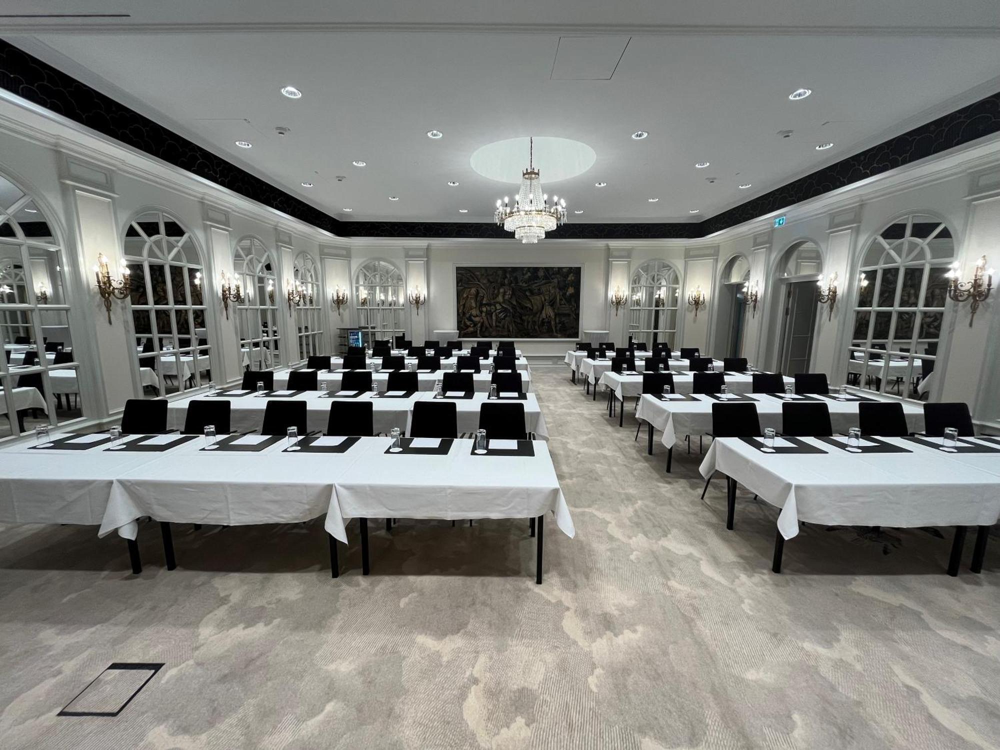 Steigenberger Icon Parkhotel Hotel 5*