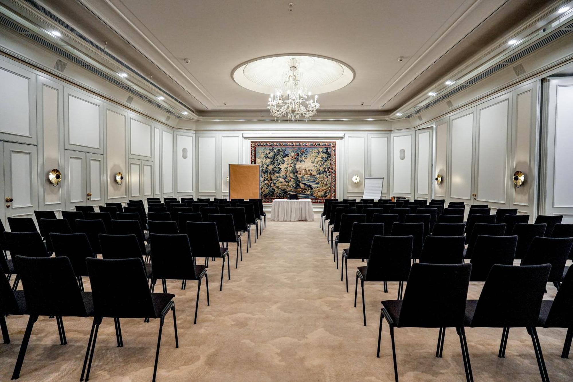 Steigenberger Parkhotel Hotel 5*