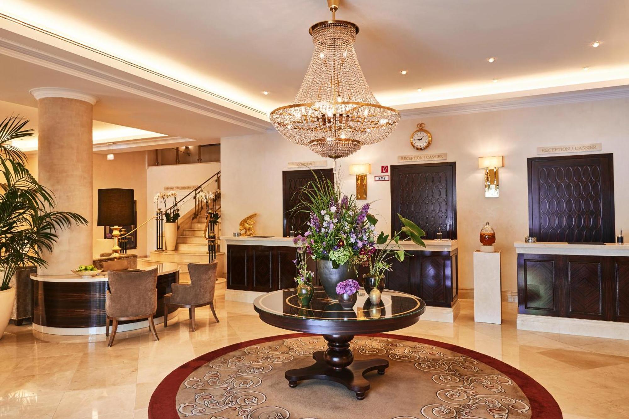 Steigenberger Icon Parkhotel 5*